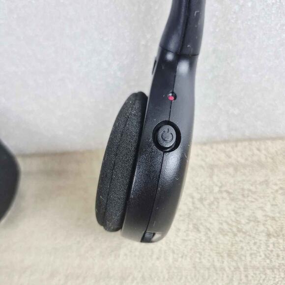 Toyota Wireless Headphones Rear Seat Entertainment DVD - Picture 5 of 5